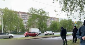 В Челябинске на глазах у людей дорога провалилась под землю (2 фото + видео)