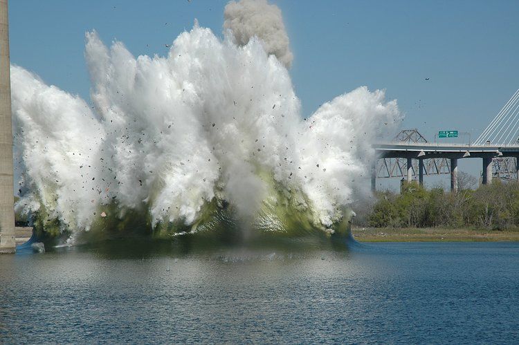 Подводные взрывы (20 Фото)