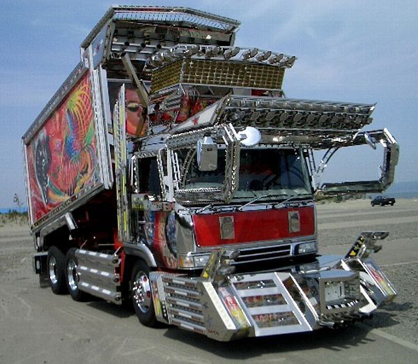 японские грузовики 
