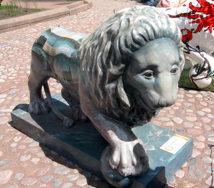Питерские львы (24 Фото)