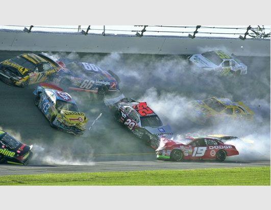 Аварии NASCAR (8 Фото)
