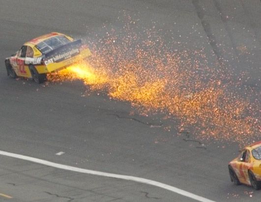 Аварии NASCAR (8 Фото)