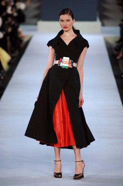 Показы моды в Китае - Fendi и Pierre Cardin (18 Фото)