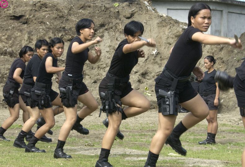 Женский филиппинский спецназ (5 Фото)