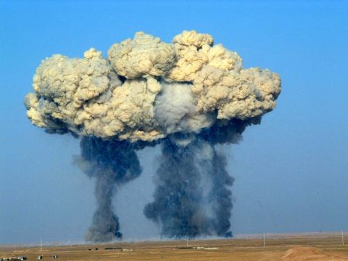 Фотографии взрыва в Ираке (4 Фото)