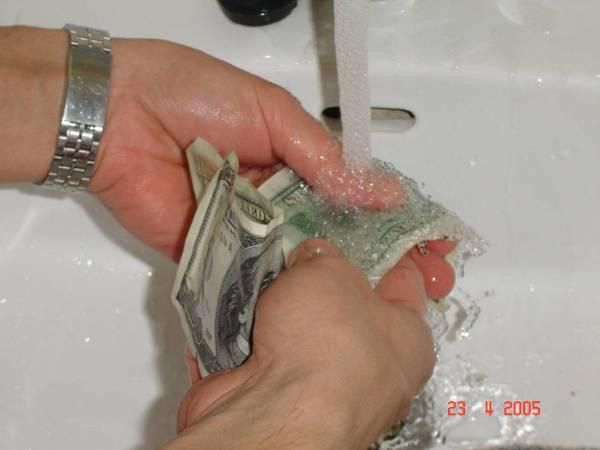 Отмывание денег (7 Фото)