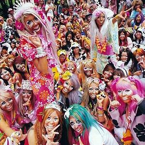 Японские девушки Гангуро (24 Фото)