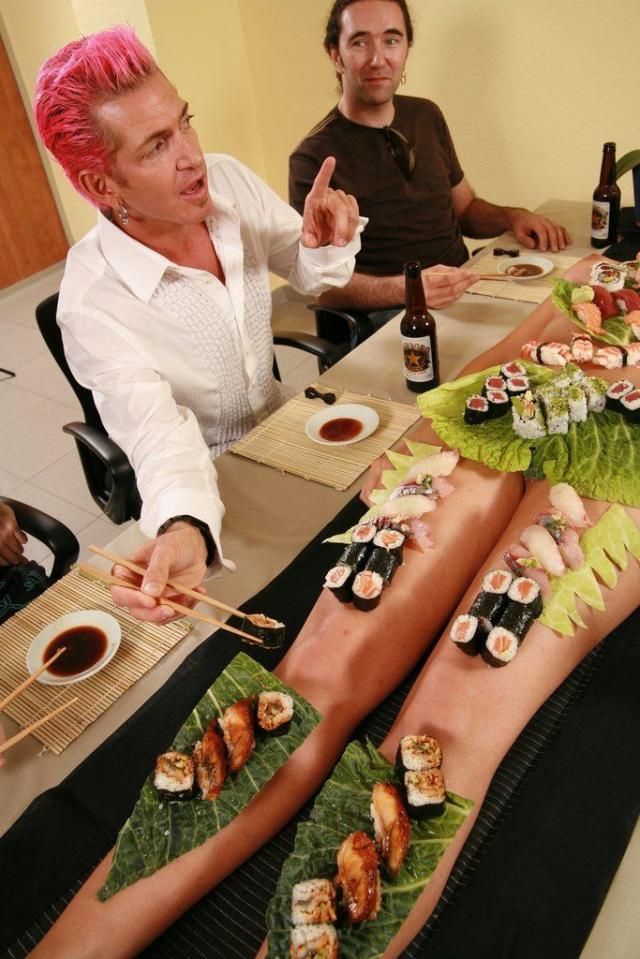 Прикольный суши-бар (7 Фото)