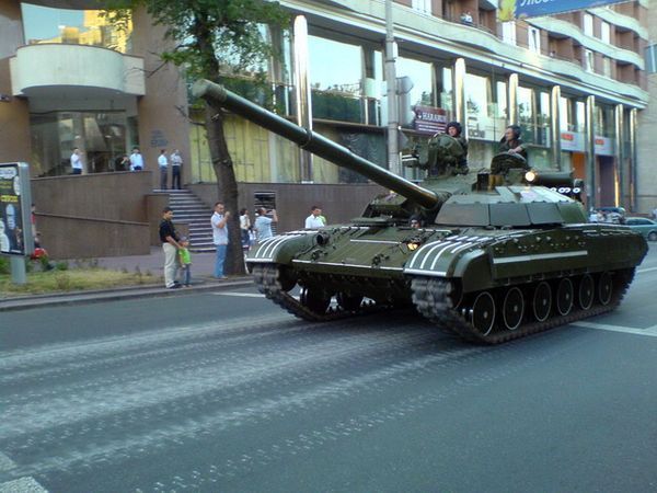 В Киеве прошла репетиция военного парада (16 Фото)