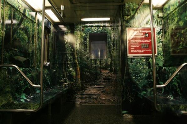 Необычный тюнинг вагонов и станций метро (18 Фото)
