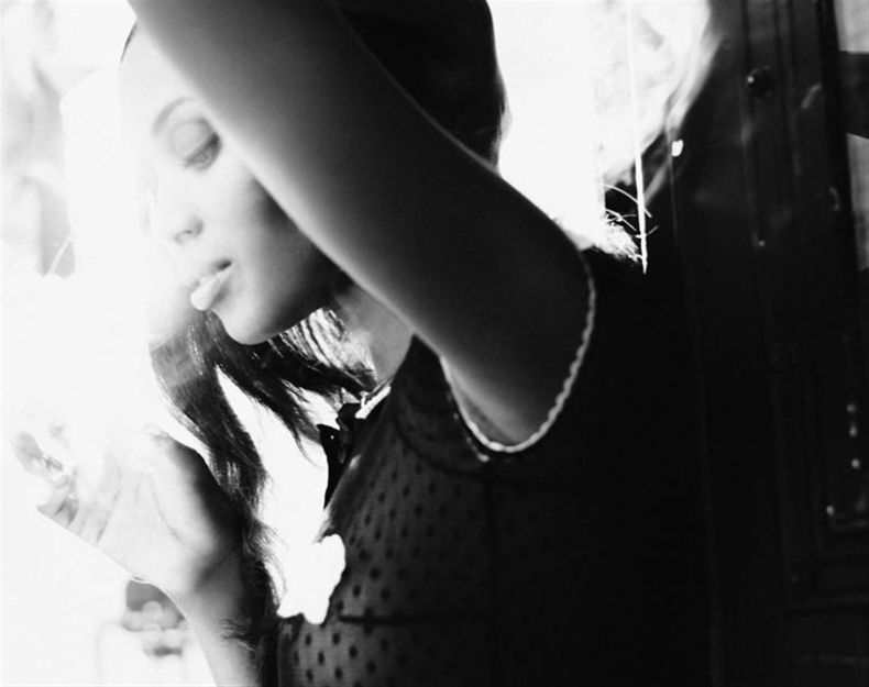 Naomi Campbell топлесс (10 Фото)