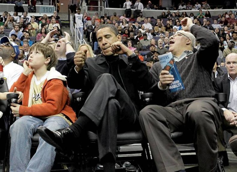 Обама сходил на баскетбол, но его любимые Чикаго Буллс проиграли Вашингтону (11 Фото)