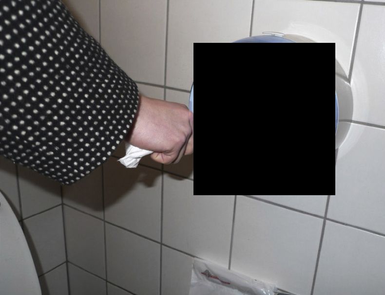 Жесть дня ) Реклама туалетной бумаги (3 фото)
