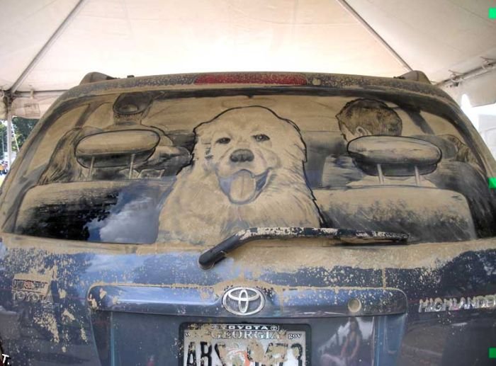 рисунки на грязных машинах 
