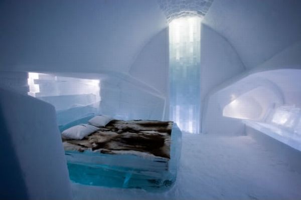Отель изо льда (12 фото)