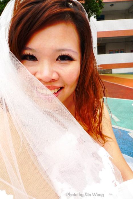 Женщина вышла замуж сама себя (11 фото)
