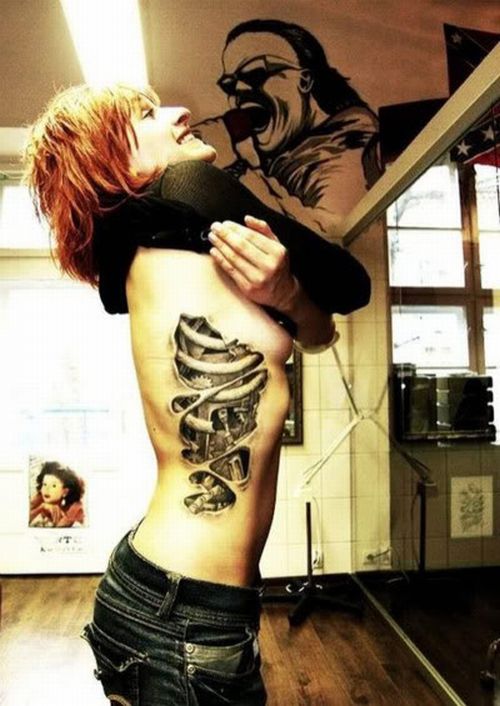 http://trinixy.ru/pics4/20101103/cyborg_tattoos_04.jpg