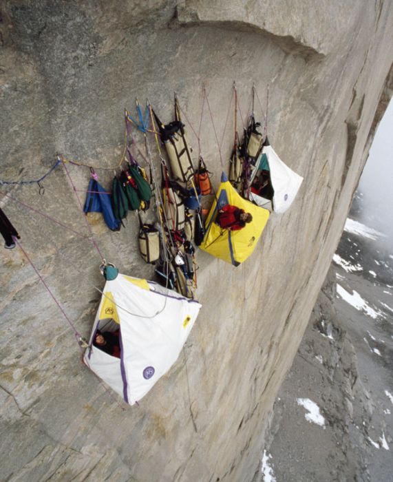 Где ночуют 
альпинисты (17 фото)
