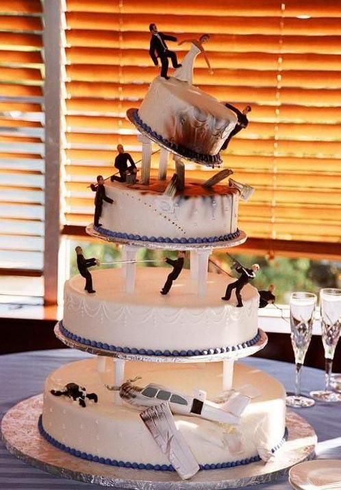 Самые странные свадебные торты (9 Фото)