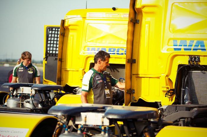 Фотоотчет с выступления Truck Race Team Allgauer в Петербурге (40 Фото)