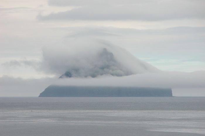 Луйтла-Дуймун с шапкой из облаков (22 фото)