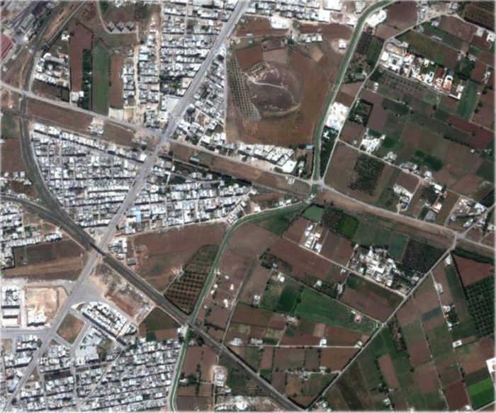 До и после пожара нефтепровода в Сирии (2 фото)