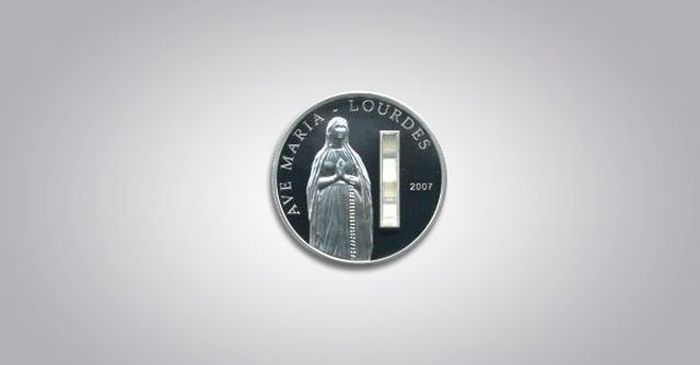 http://trinixy.ru/pics5/20121207/funny_coins_13.jpg
