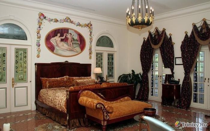 Шикарная вилла Джанни Версаче за 41.5 млн. долларов (23 фото)