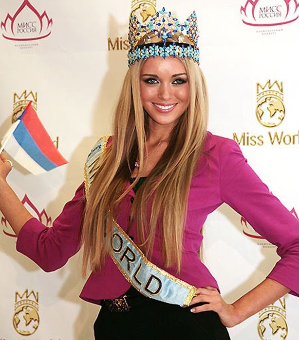 Как изменился эталон женской красоты на конкурсе "Мисс Россия" (20 фото)