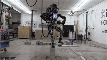 Робот по имени ЯН освоил движения из фильма «Карате-пацан»