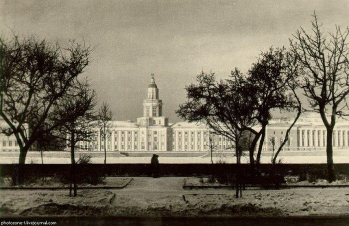 Подборка фотографий о том как изменился Санкт-Петербург