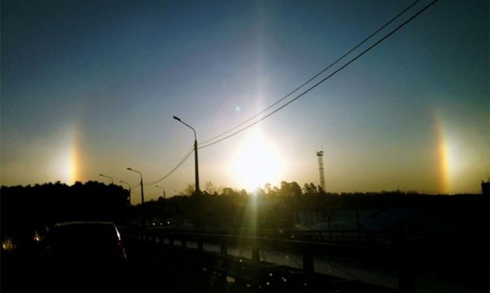 В небе над Челябинском появилось сразу «три светила» (8 фото)