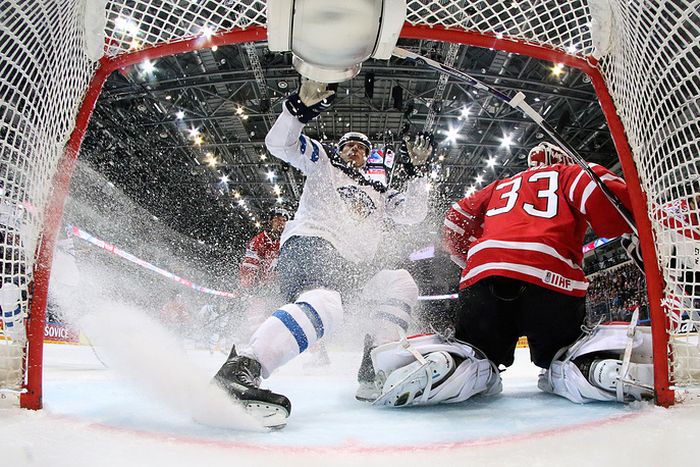 Сборная Канады завоевала золото на чемпионате мира по хоккею (9 фото)