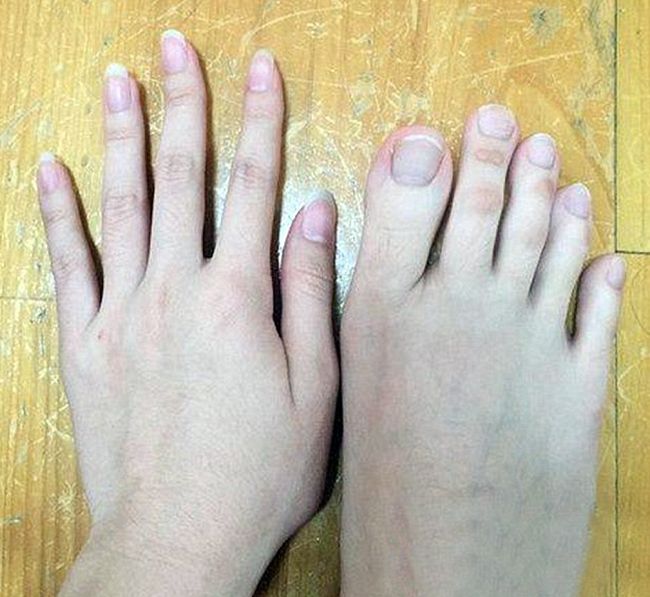 Студентка из Тайваня удивила пользователей сети фотографией своих пальцев но (5 фото)