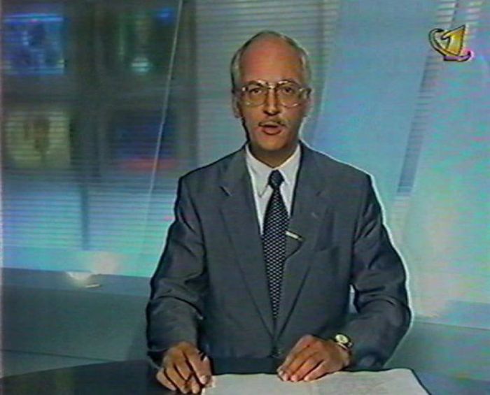 Популярные телеведущие из 90-х тогда и сейчас (52 фото)