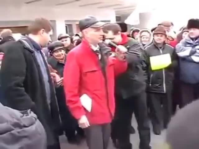 Митинг против «Единой России» в деревне Хохряки