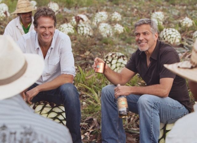 Как актер Джордж Клуни своих друзей за дружбу благодарил  