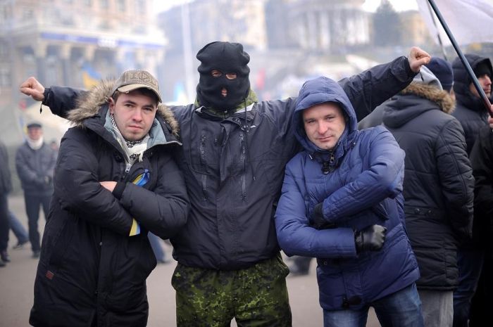 Жестокие намерения активиста с Евромайдана в Киеве (4 фото) Жестокие намерения активиста с Евромайдана в Киеве (4 фото)