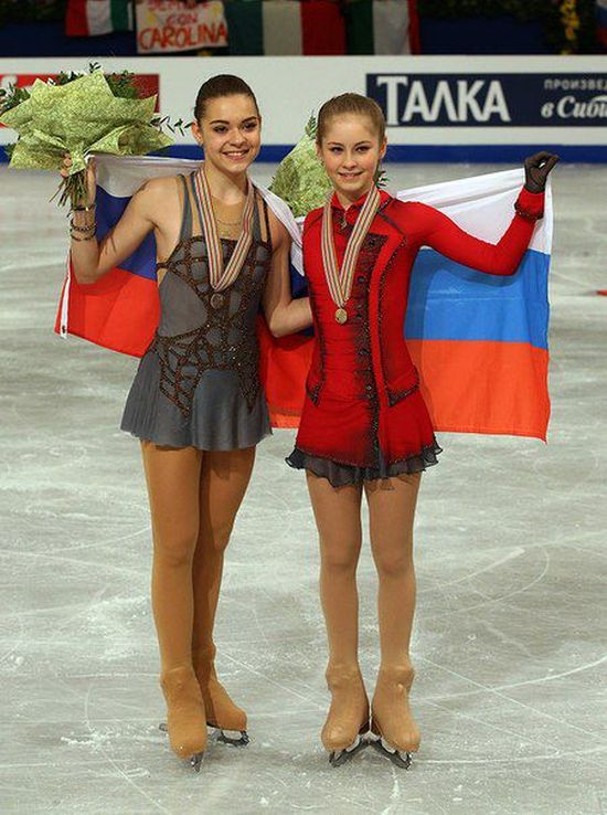 Юлия Липницкая - самая юная чемпионка в истории зимних Олимпийских игр (11 фото) Юлия Липницкая - самая юная чемпионка в истории зимних Олимпийских игр (11 фото)