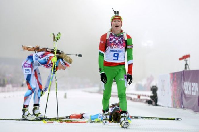Биатлонистка Дарья Домрачева - трехкратная Олимпийская чемпионка! (14 фото) Биатлонистка Дарья Домрачева - трехкратная Олимпийская чемпионка! (14 фото)
