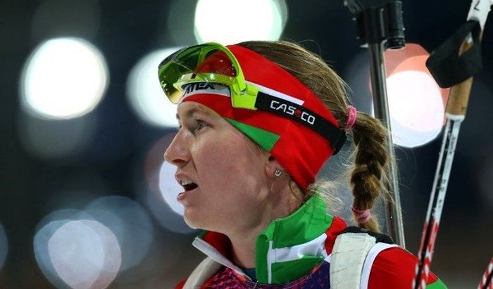 Биатлонистка Дарья Домрачева - трехкратная Олимпийская чемпионка! (14 фото) Биатлонистка Дарья Домрачева - трехкратная Олимпийская чемпионка! (14 фото)