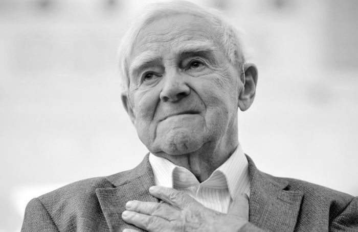 На 99 году жизни умер писатель и ветеран Даниил Гранин