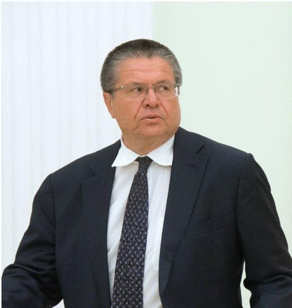 Как изменился бывший министр экономического развития Алексей Улюкаев за решеткой (3 фото) Как изменился бывший министр экономического развития Алексей Улюкаев за решеткой (3 фото)