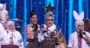 Верка Сердючке спела маленькой девочке песню «Батька наш Бандера»