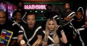 Музыкальная пауза: Джимми Фэллон и Мадонна сыграли Music на детских инструментах
