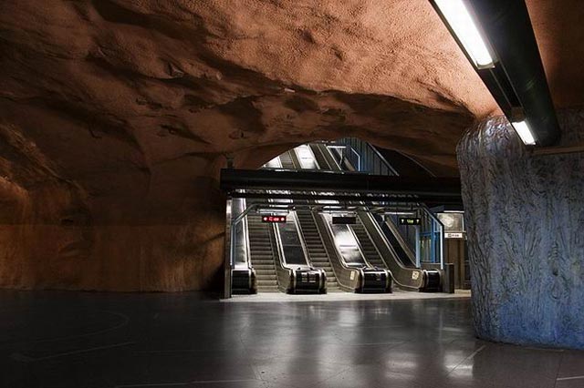Стокгольмское метро (16 Фото)