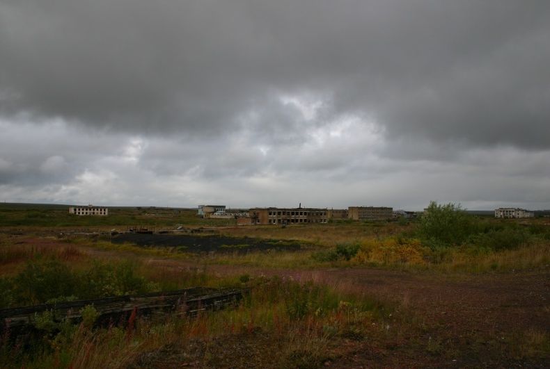 Воркута. Промышленный. Мертвый поселок (37 фото)