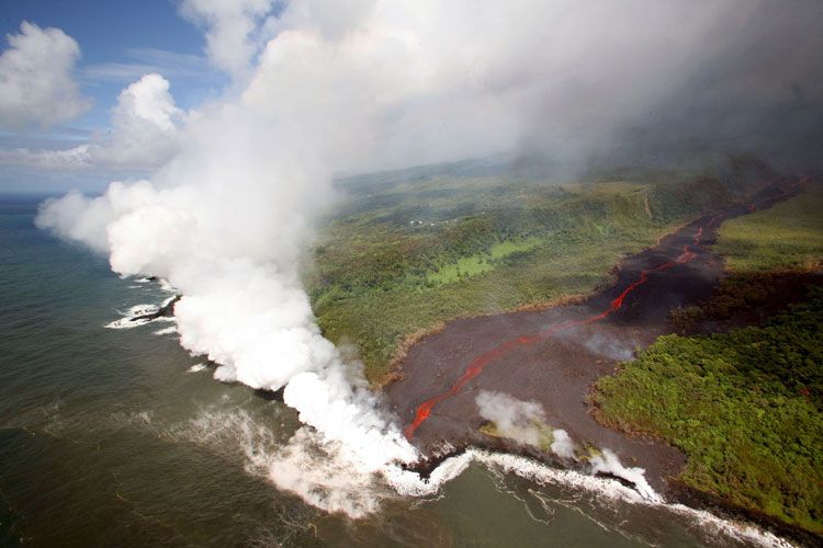 Извержение вулкана (6 Фото)