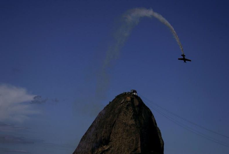 Авиашоу RedBull в Рио (35 Фото)