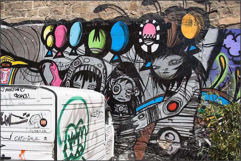 Граффити в Барселоне (30 Фото)